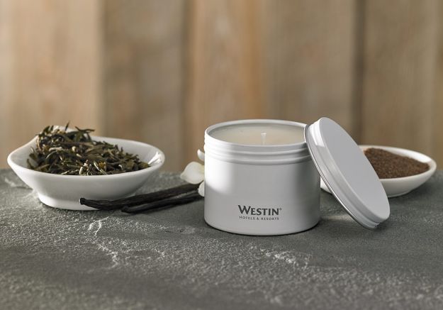 Product White Tea Candle in a Tin