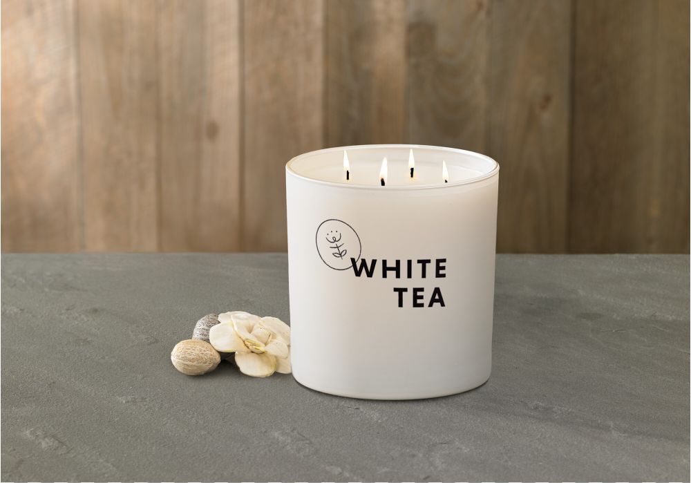 White Tea Large Candle 1